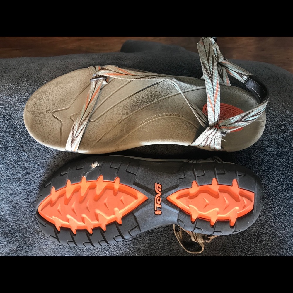 Tevas!